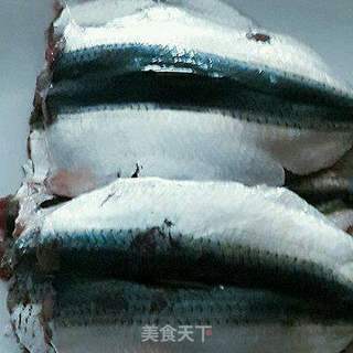 烧烤味无骨沙丁鱼的做法步骤:5