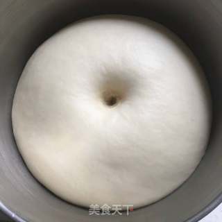 超软牛奶小餐包的做法步骤:5