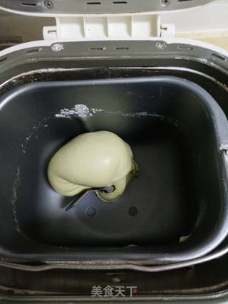 青蛙枣泥挤挤包的做法步骤:3