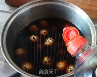 五香鹌鹑蛋的做法步骤:4