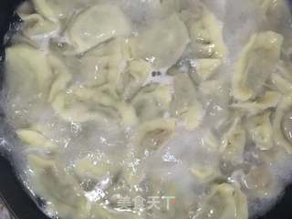 猪肉韭菜水饺的做法步骤:20