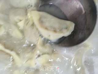 猪肉韭菜水饺的做法步骤:22