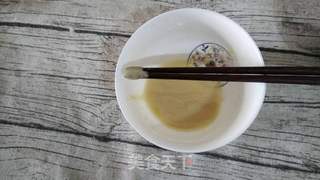鸡蛋灌饼卷香肠的做法步骤:4
