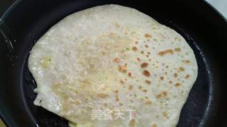鸡蛋灌饼卷香肠的做法步骤:10