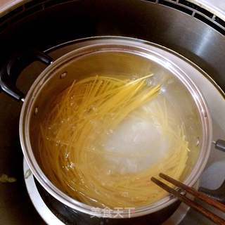 番茄培根意大利面的做法步骤:2