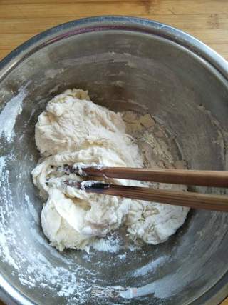 鸡蛋灌饼的做法步骤:2