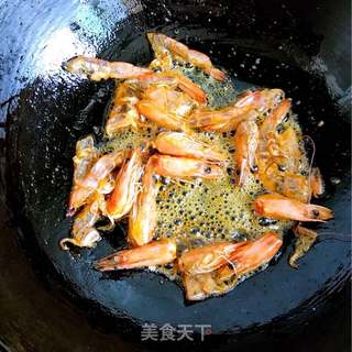金银海鲜炒饭的做法步骤:5