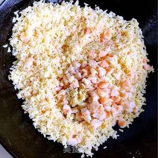 金银海鲜炒饭的做法步骤:10