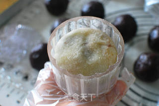 蛋黄红豆蓉月饼,低筋粉版的做法步骤:7
