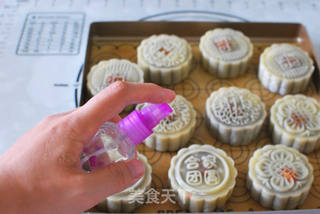 蛋黄红豆蓉月饼,低筋粉版的做法步骤:9