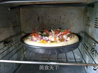 蔬菜鲜虾披萨的做法步骤:21