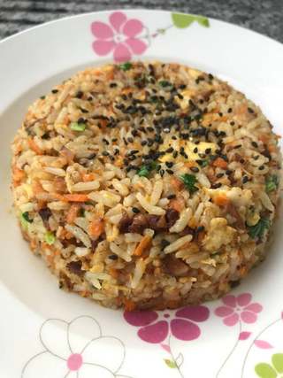 卤肉蛋炒饭的做法步骤:12