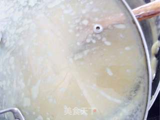 莲蓉蛋黄月饼的做法步骤:4