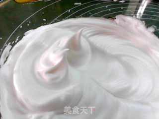 草莓法罗夫夹心软饼的做法步骤:7