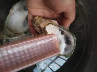 蒜蓉粉丝烤生蚝的做法步骤:2