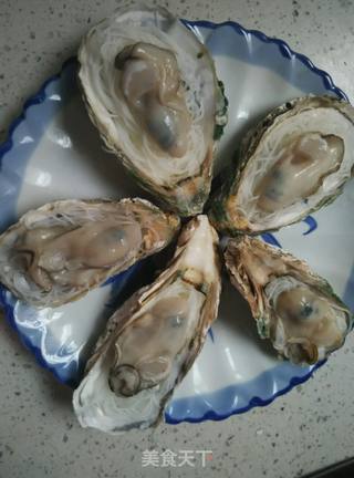 蒜蓉粉丝烤生蚝的做法步骤:4
