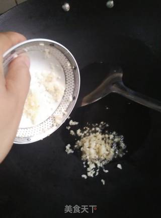 蒜蓉粉丝烤生蚝的做法步骤:6