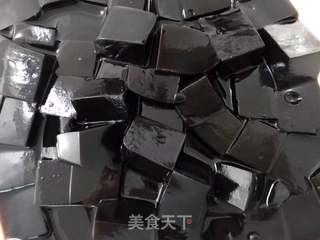 酸奶蜜豆龟苓膏的做法步骤:5