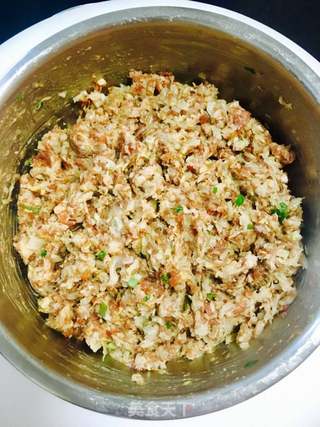 酸菜饺子的做法步骤:4