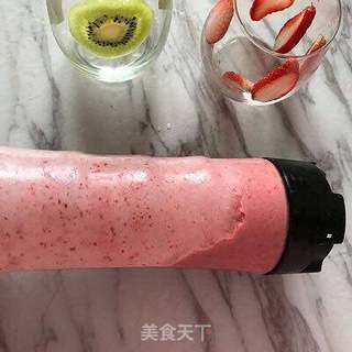 缤纷思慕雪的做法步骤:4