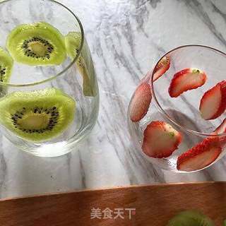 缤纷思慕雪的做法步骤:3