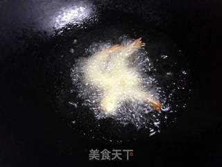 黄金凤尾虾的做法步骤:10