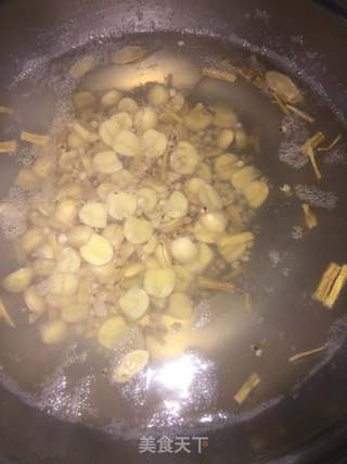 莲子百合红豆沙糖水的做法步骤:4