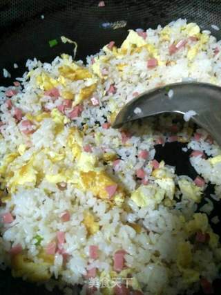 黄金火腿炒饭的做法步骤:7