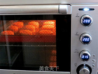 月饼季之【广式莲蓉蛋黄月饼】的做法步骤:17