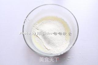 可可蓝莓果酱千层蛋糕的做法步骤:2
