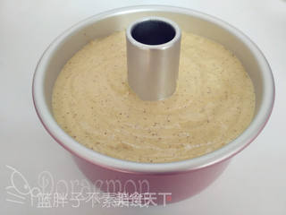 红糖枣泥戚风蛋糕的做法步骤:12
