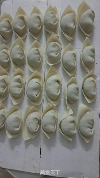 饺子的做法步骤：3