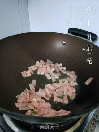 酱油炒饭的做法步骤：2