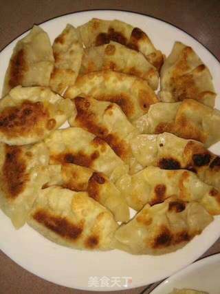 煎饺子的做法步骤：3