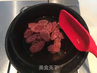 香肠牛舌披萨的做法步骤:4