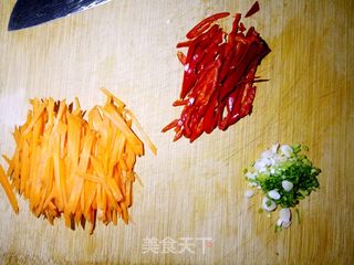 香辣五色炒薯粉#懒人简餐#的做法步骤:2