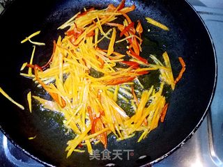 香辣五色炒薯粉#懒人简餐#的做法步骤:8