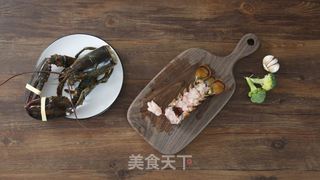 黄油焗波士顿龙虾的做法步骤:5
