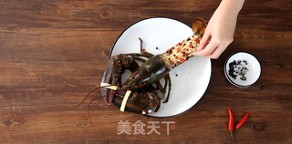 黄油焗波士顿龙虾的做法步骤:7
