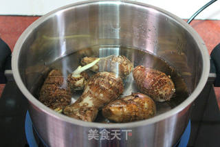 香酥芋头丸子 的做法步骤:2