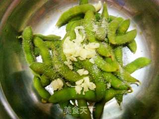 蒜香毛豆的做法步骤:3