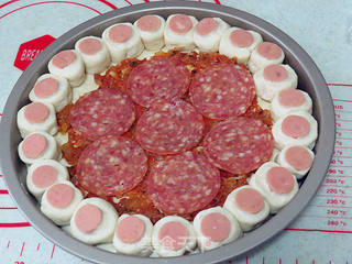 花边【萨米肠Salami Pizza】的做法步骤:10