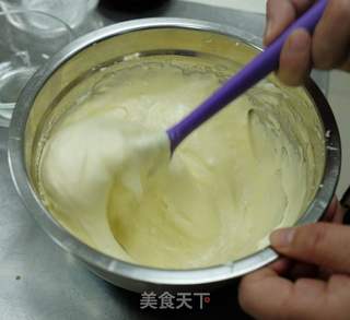 法芙娜海绵蛋糕的做法步骤:7