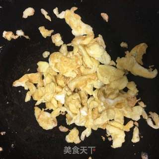 五福腊肉炒饭的做法步骤:2
