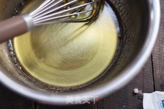 班兰莲蓉月饼的做法步骤:2