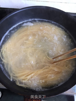 泡菜培根意面的做法步骤:3