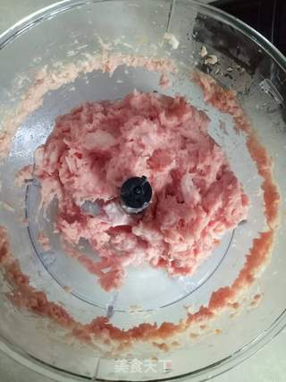 水晶饺子的做法步骤:2