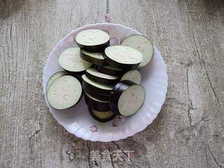 鱼香茄盒的做法步骤:2