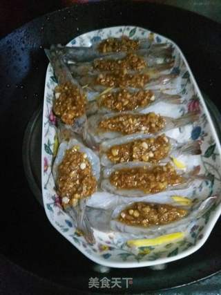 蒜蓉蒸虾的做法步骤：9