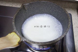 懒人免搅打香草冰淇淋的做法步骤:2